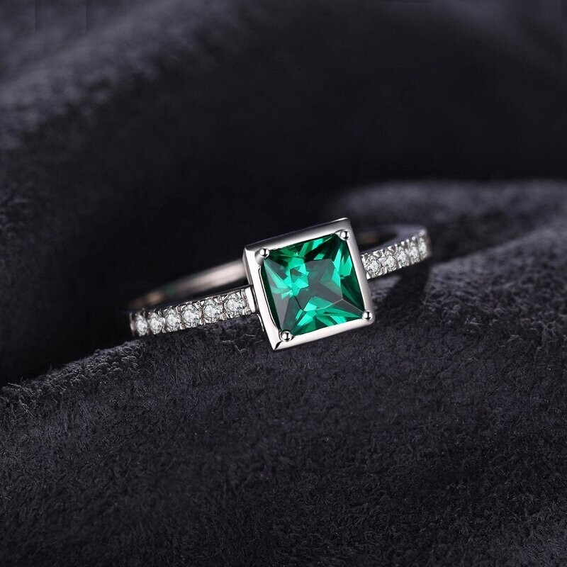 Bague avec véritable pierre fine naturelle précieuse émeraude de 0,5 carats, anneau stylisé en argent sterling 925, neuve - ? livraison gratuite - Bague avec véritable pierre fine naturelle précieuse émeraude de 0,5 carats, anneau stylisé en argent sterling 925, neuve - ? livraison gratuite -