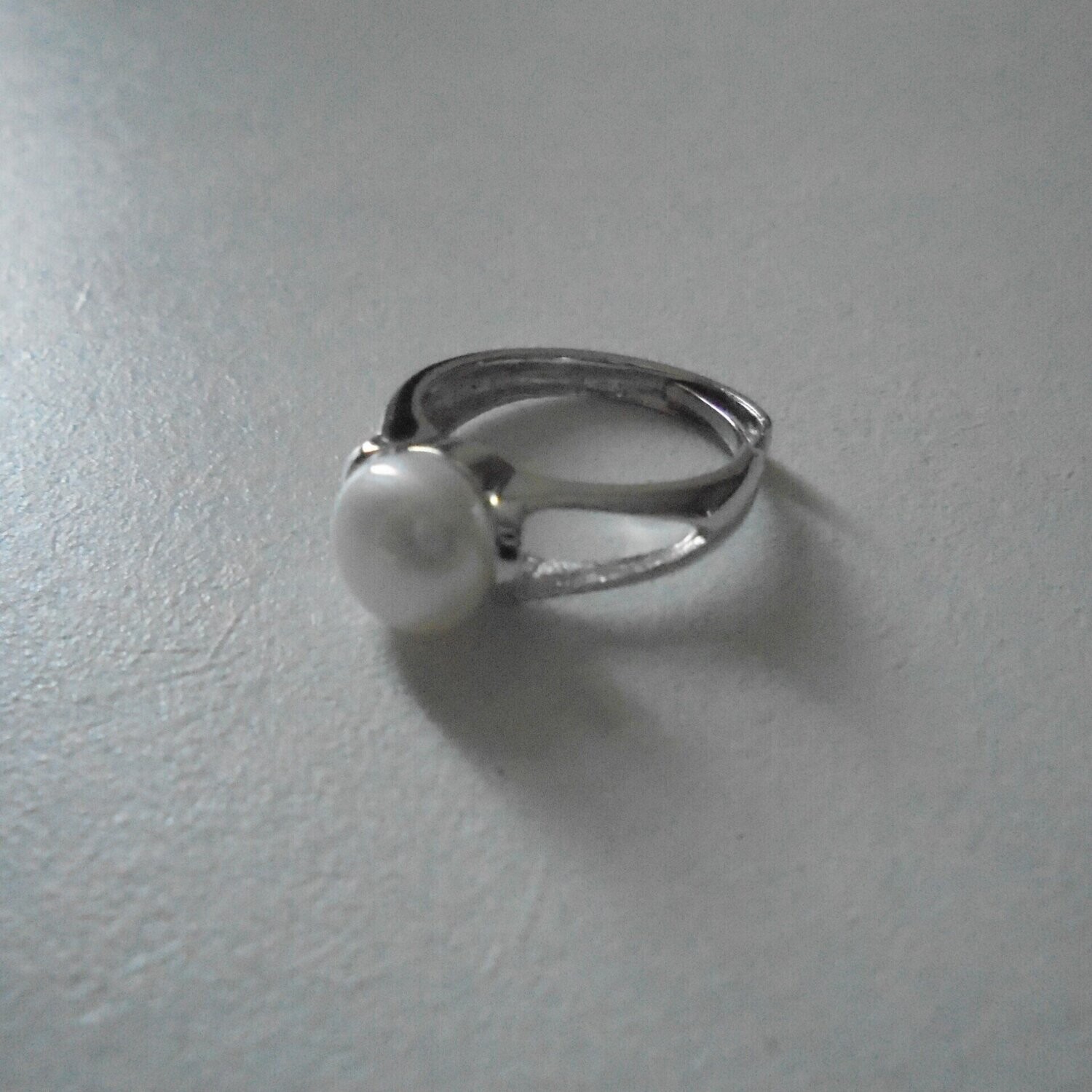 Bague plaqué argent sterling 925 et perle naturelle d'eau douce, diam : 9 mm, anneau ajustable, neuve  -  ?  livraison gratuite  -