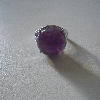 Bague avec pierre fine naturelle améthyste, cabochon rond, anneau ajustable, neuve