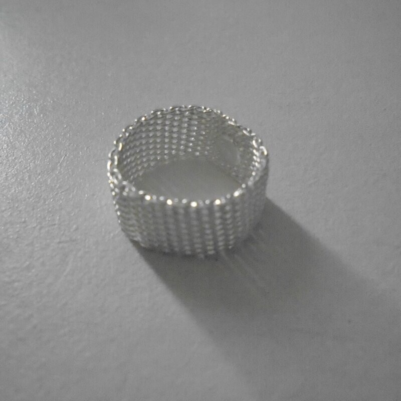 Bague plaqué argent sterling 925 rhodié, modèle anneau large, fines mailles, neuve  - ?  livraison gratuite    -