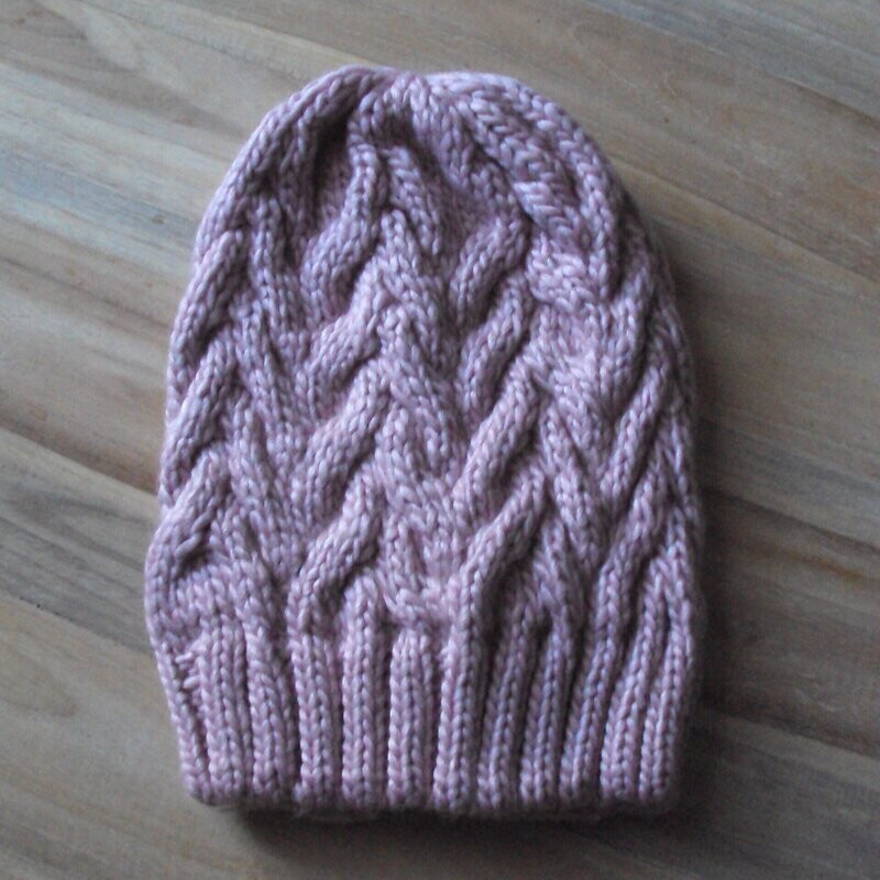 Bonnet automne-hiver, casual, en mailles tricot torsades, couleur rose thé, 20 cm sur 87 cm, neuve