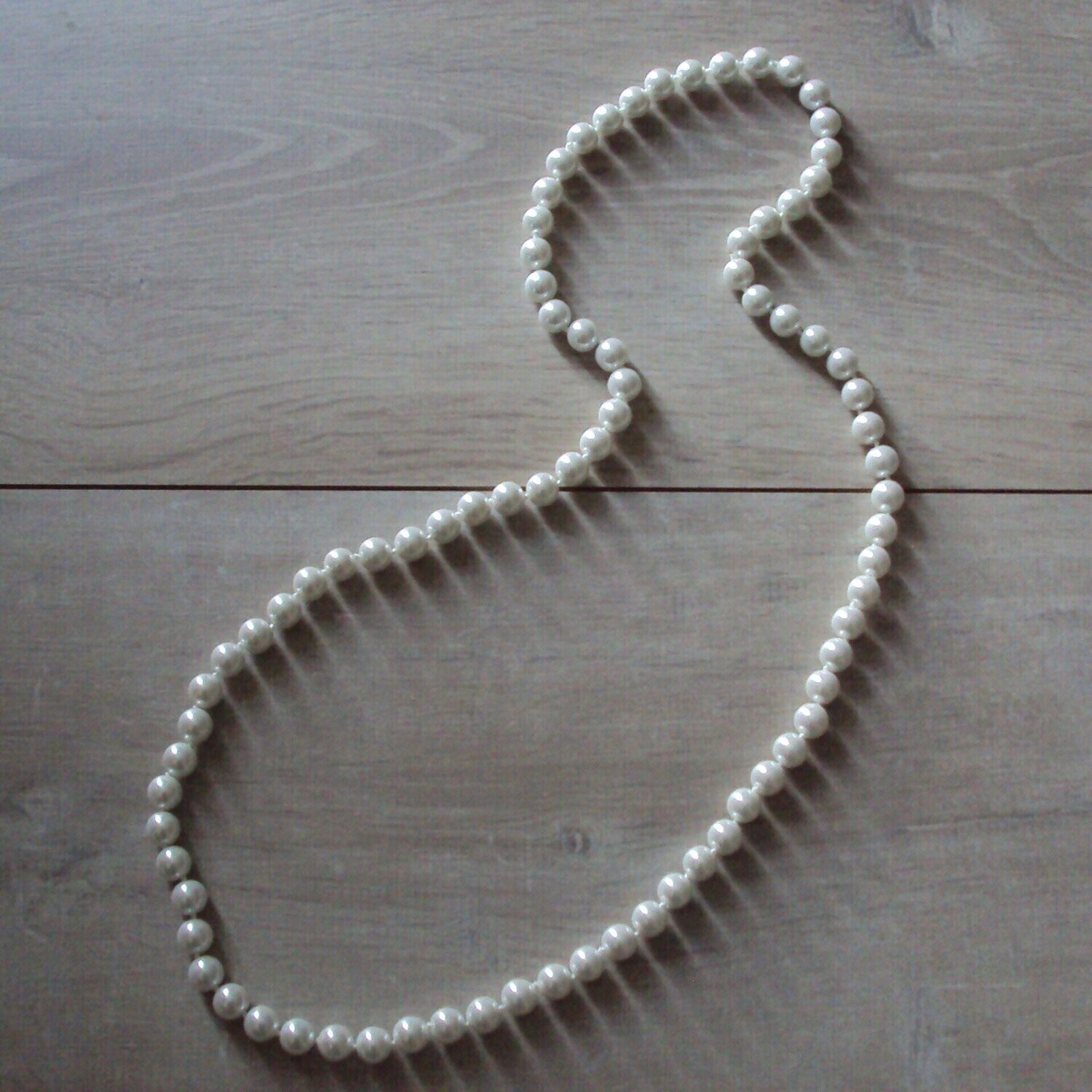 Collier  handmade, avec véritables perles d'eau douce, blanc nacre, 86 cm, neuf  -?  livraison gratuite -