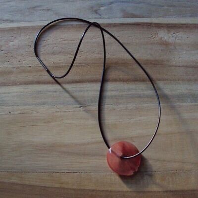 Pendentif handmade, donut en pierre fine naturelle quartz fraise, 3 cm, et chaîne coton ciré 60 cm, neuf