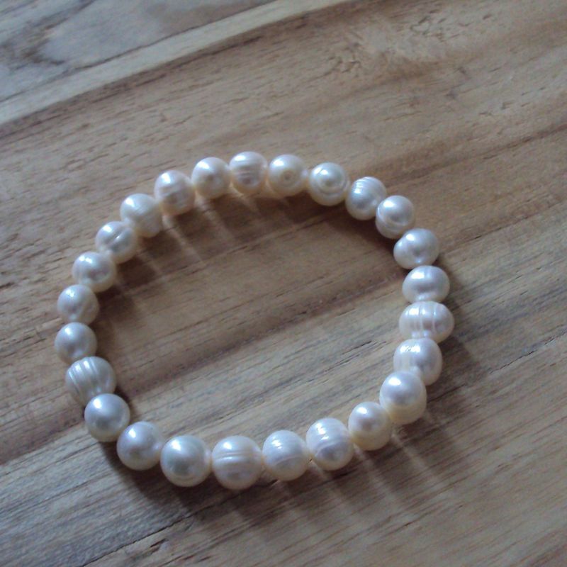 Bracelet handmade natural chic avec perles de culture baroques, diam : 5,5 cm, neuf
