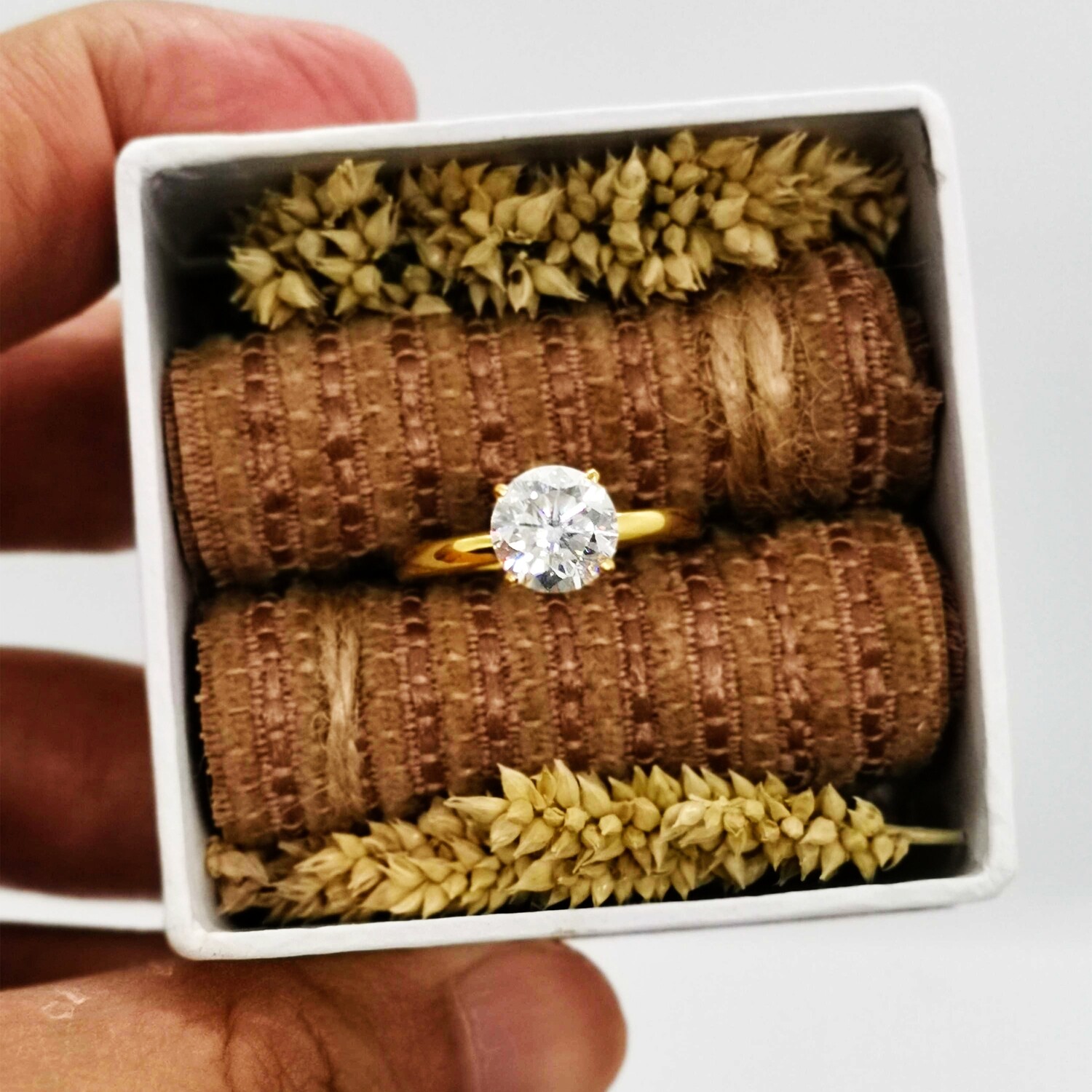 Solitaire Ring with 1.50 carat Stone (Zofiya)