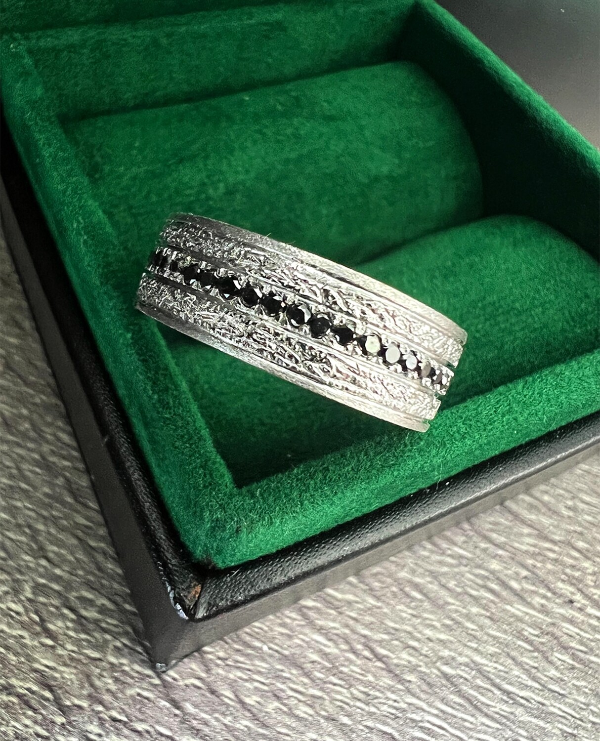 Earth Texture Inspired Men's Ring with Black Diamonds (Terra)