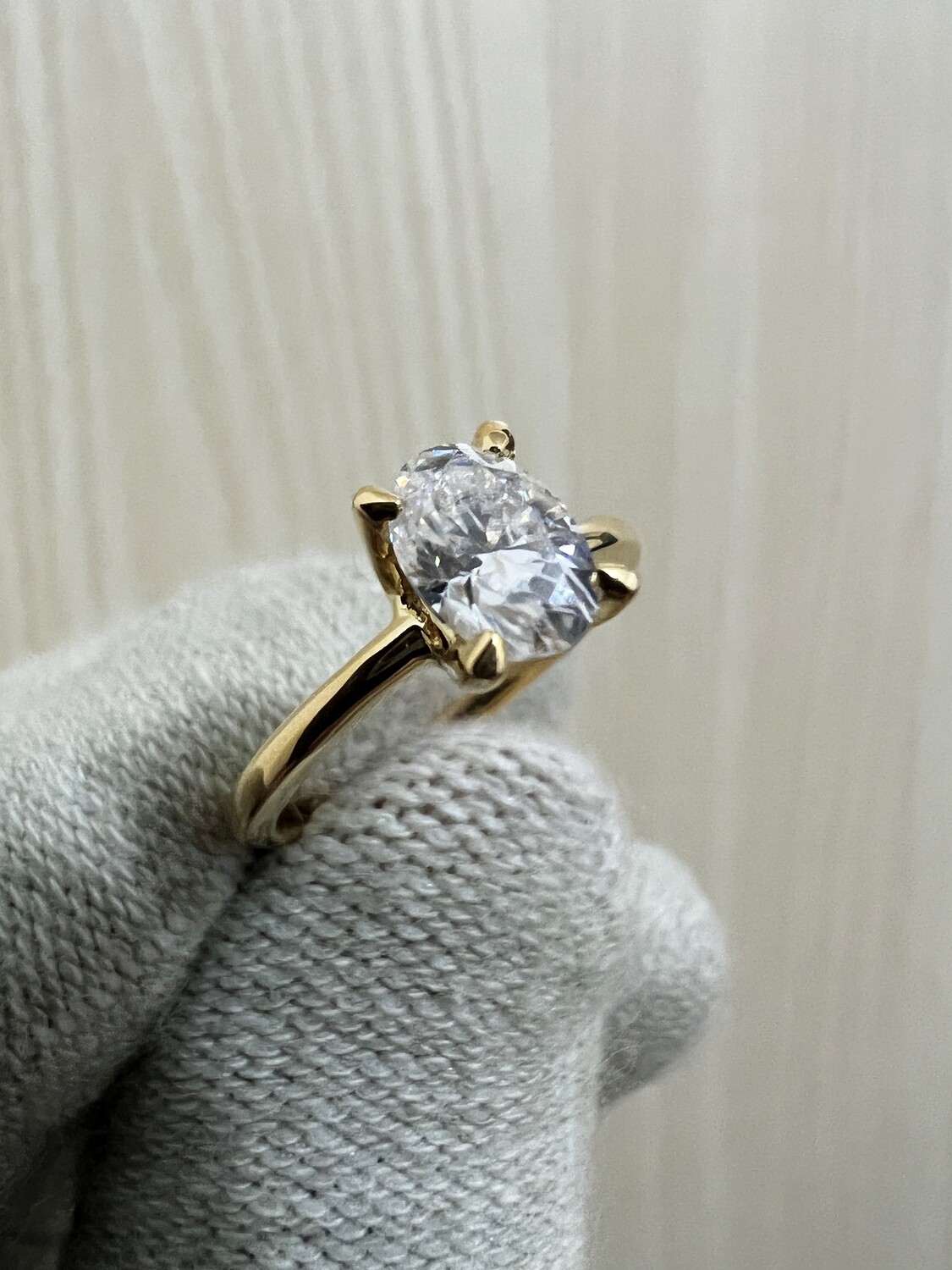 Oval Cut Diamond Engagement Ring (Dayang)