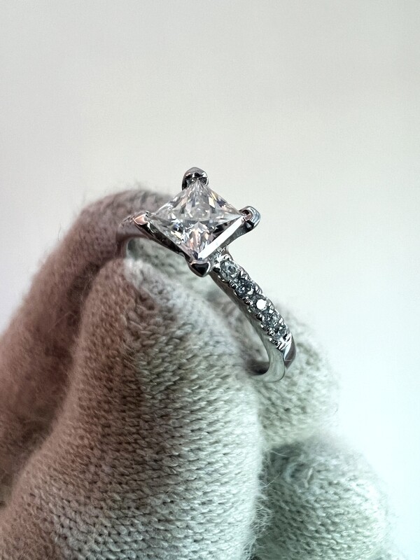 Princess Cut Diamond Engagement Ring (Isabella)