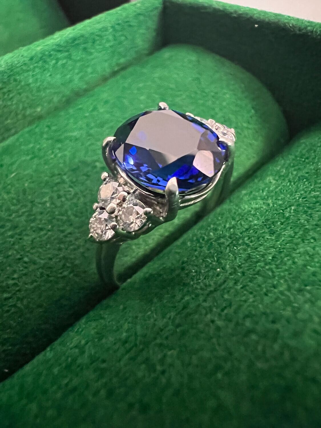 Blue Sapphire Gemstone Ring (Sapiro)