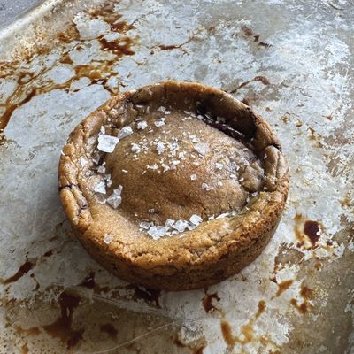 BROWN BUTTER DEEP DISH COOKIE BOX