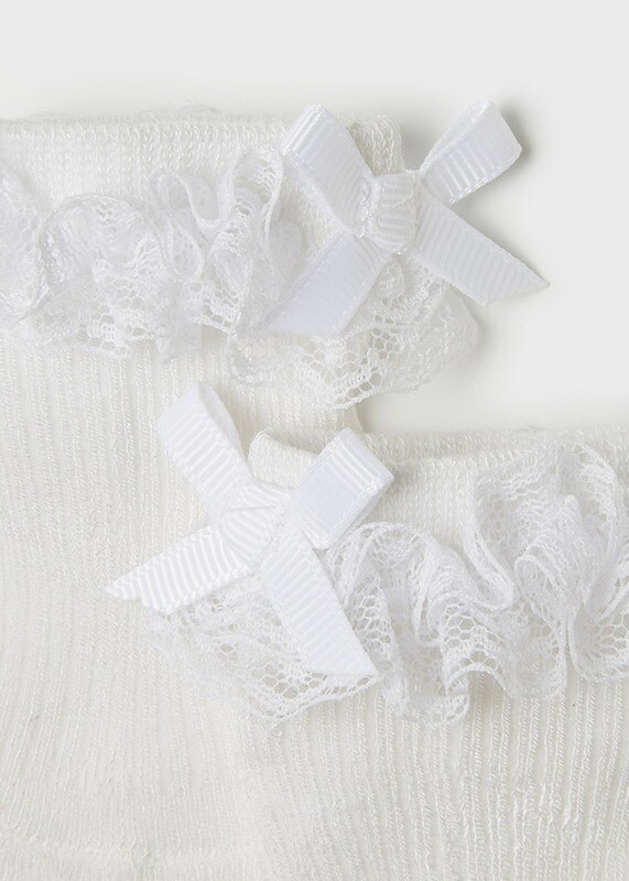 Socks With Ruffle
