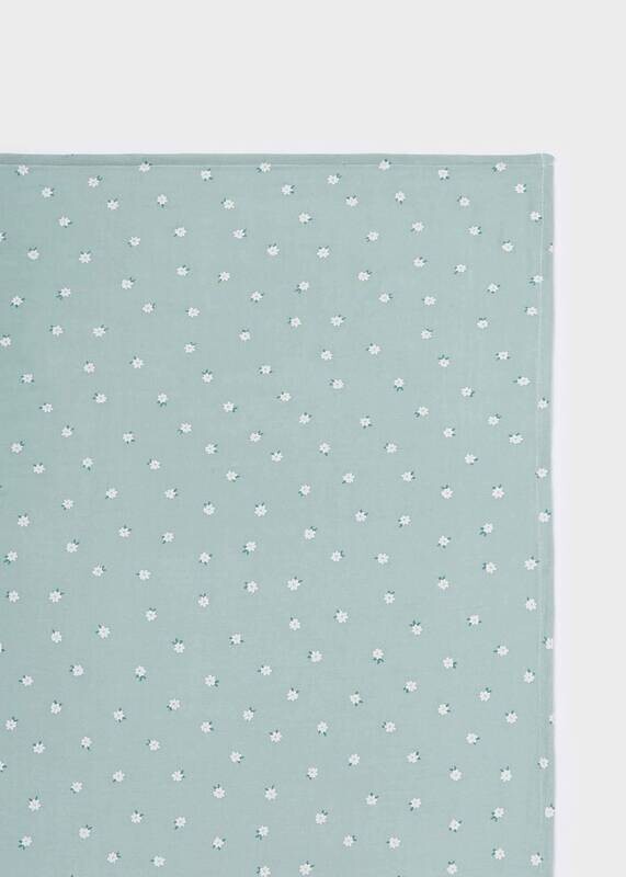 Mayoral large muslin