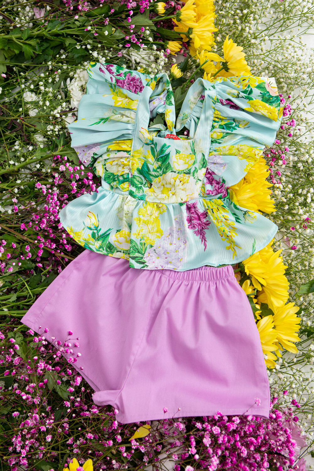 Set Floral Top And Shorts