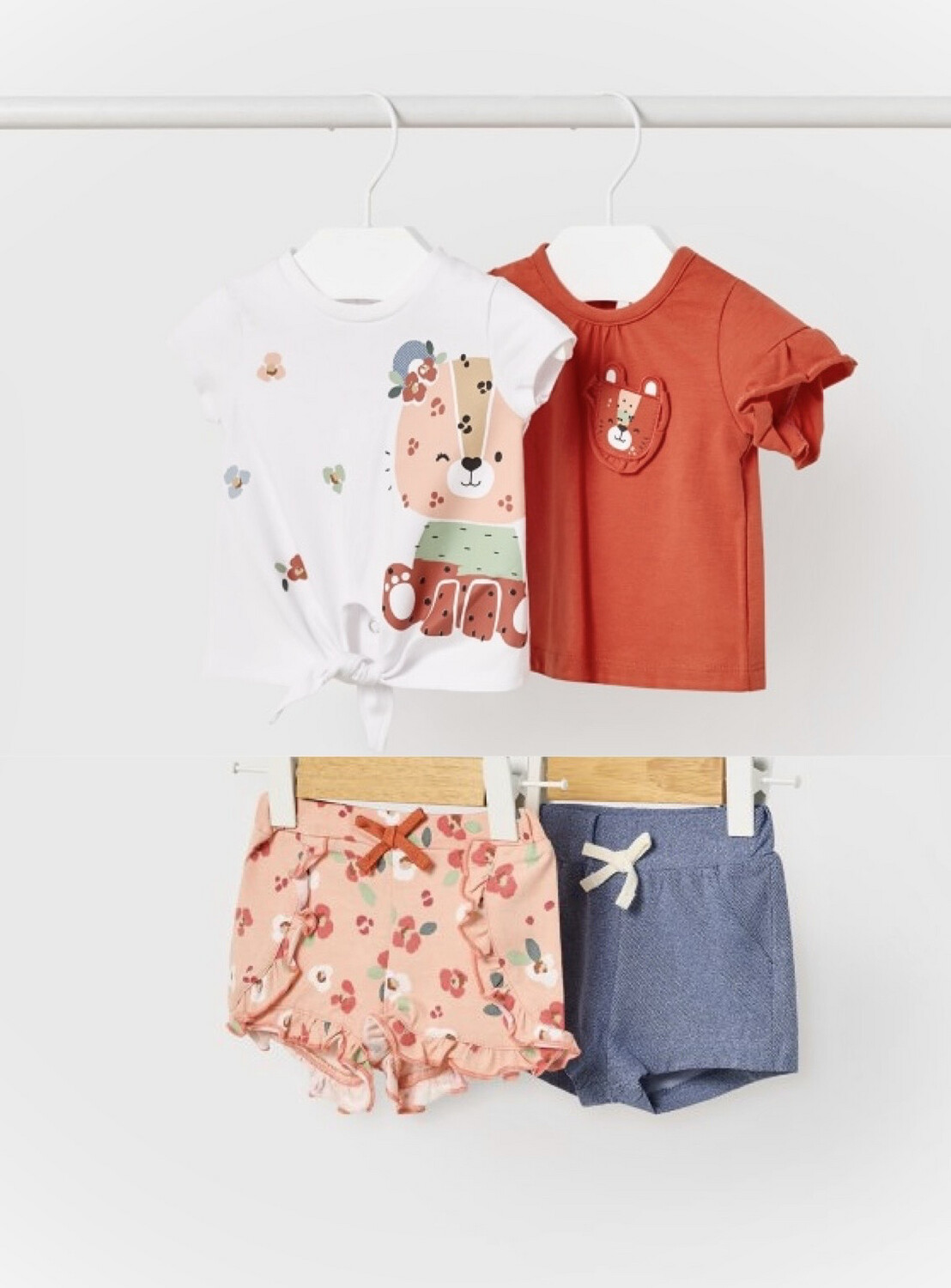Set 2 T-shirts And 2 Shorts