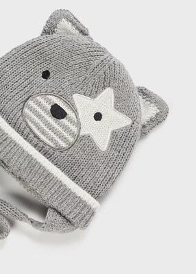 Mayoral newborn hat and mittens set