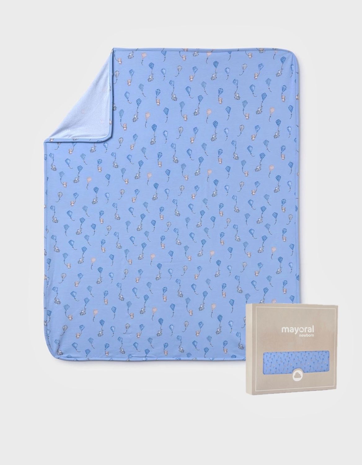 Mayoral print blanket