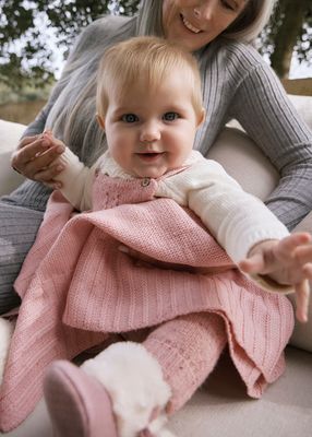 Mayoral knitted blanket