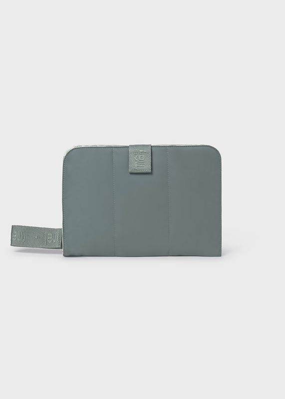 Mayoral versatile toiletry bag