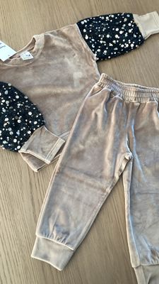 Set Velvet With Sequins