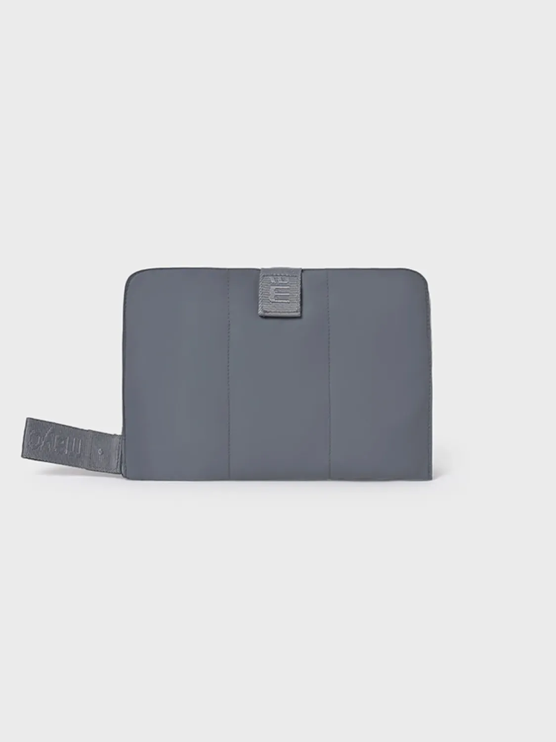 Mayoral versatile toiletry bag