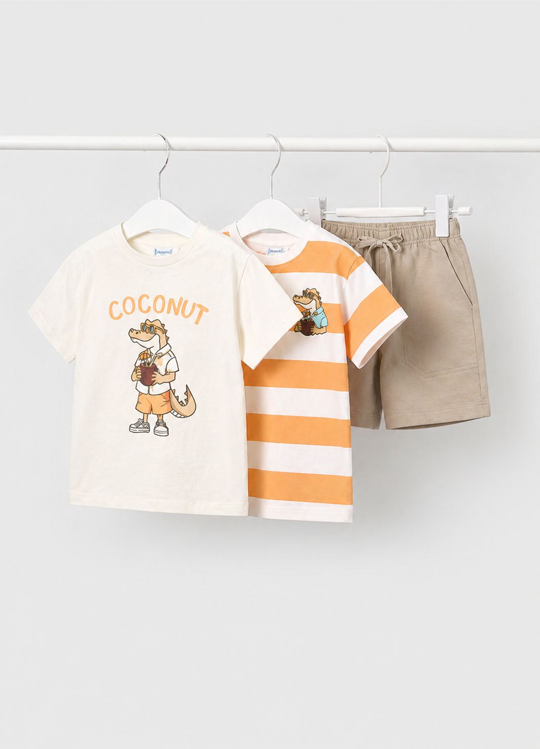 Mayoral shorts and 2 t-shirts set