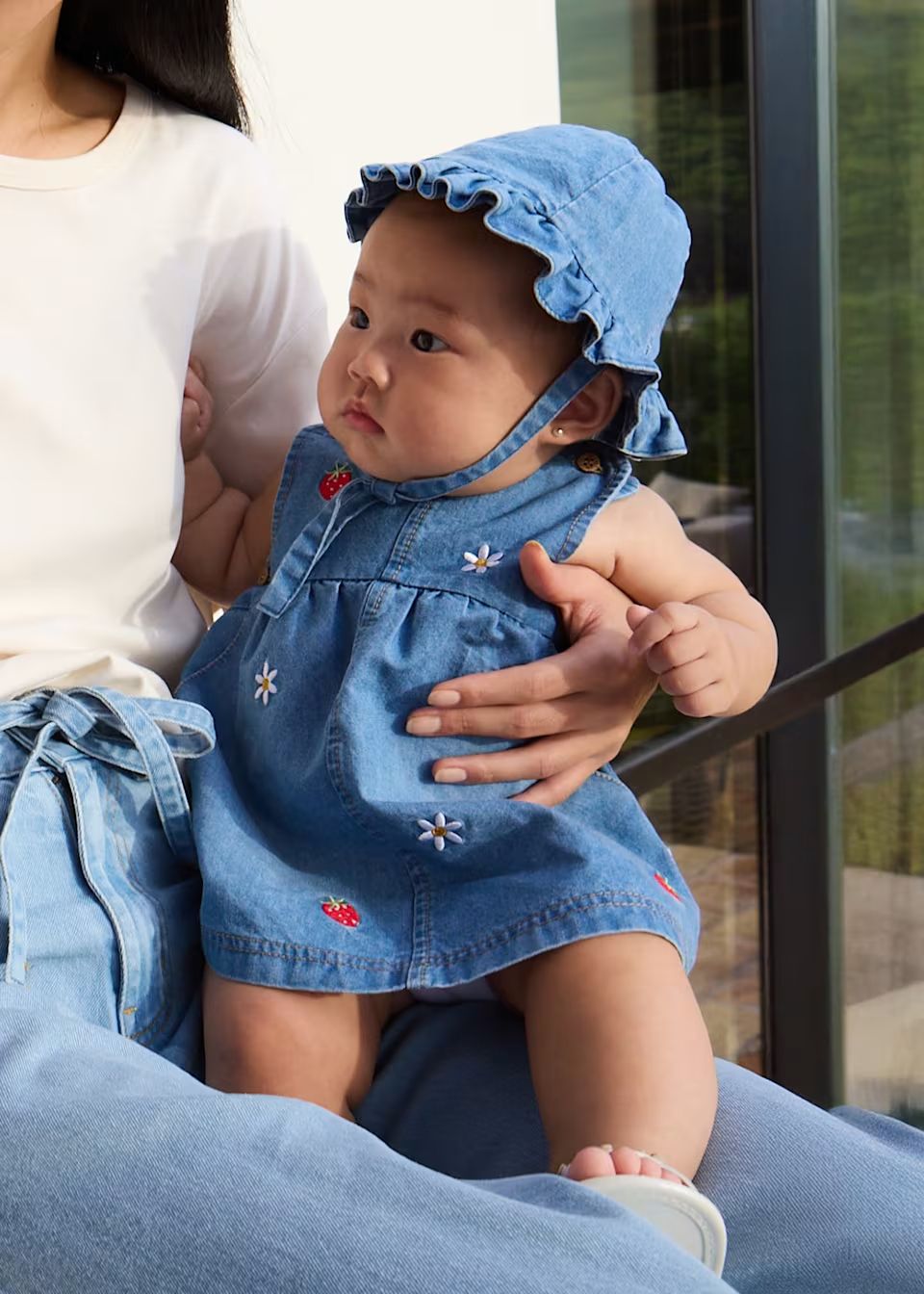 Mayoral denim dress with ruffled hat