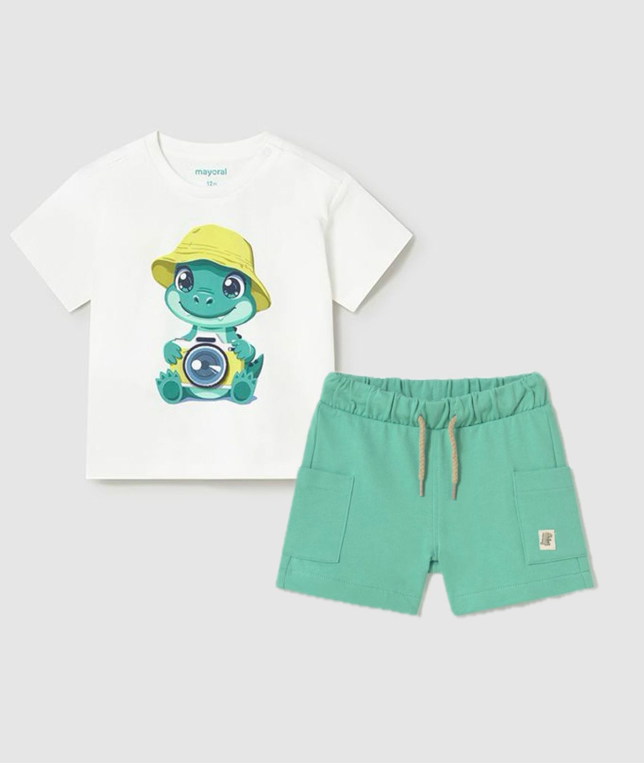 Mayoral interactive t-shirt and casual shorts