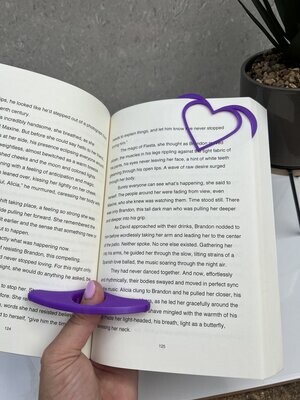 Thumb page holder and 2 purple  heart bookmarks gift set for book lovers