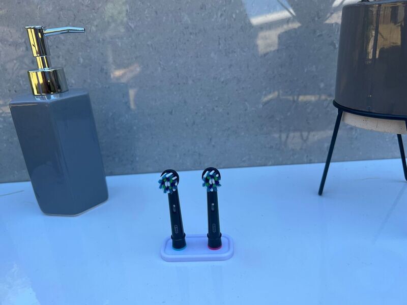 Stand for two Braun Oral B brush heads