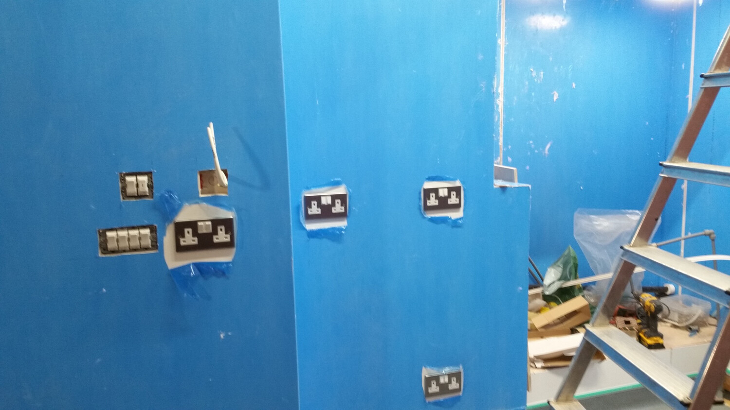 Rewires/full and partial