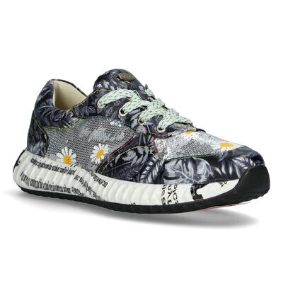 Laura Vita Sneakers