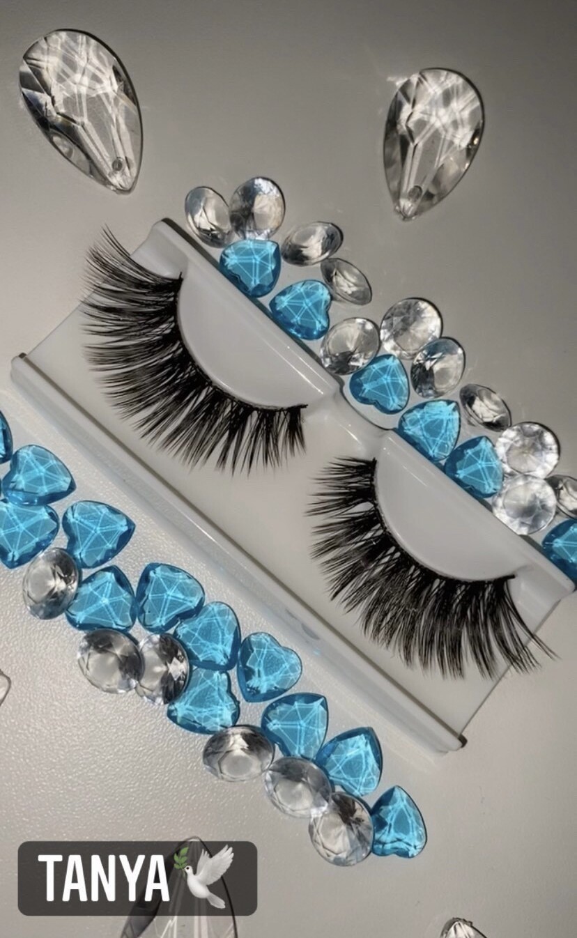 Tanya Lashes🕊