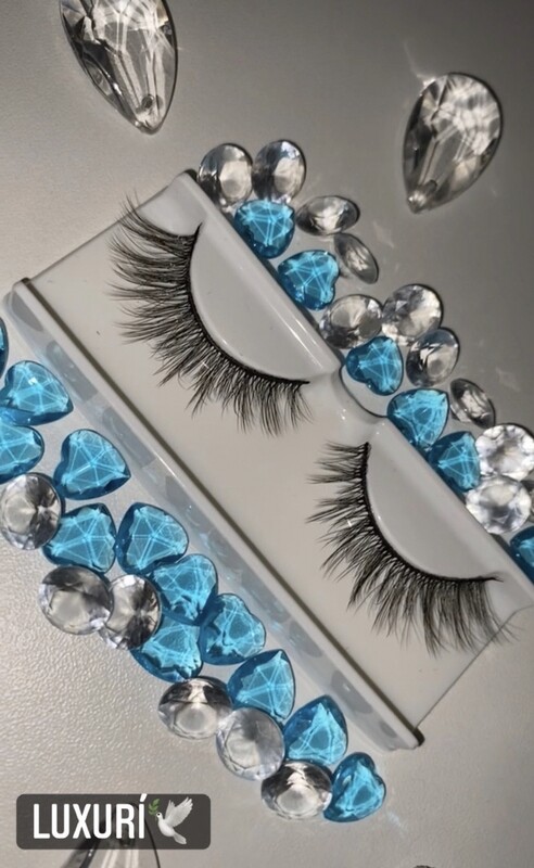 Luxurí Lashes🕊