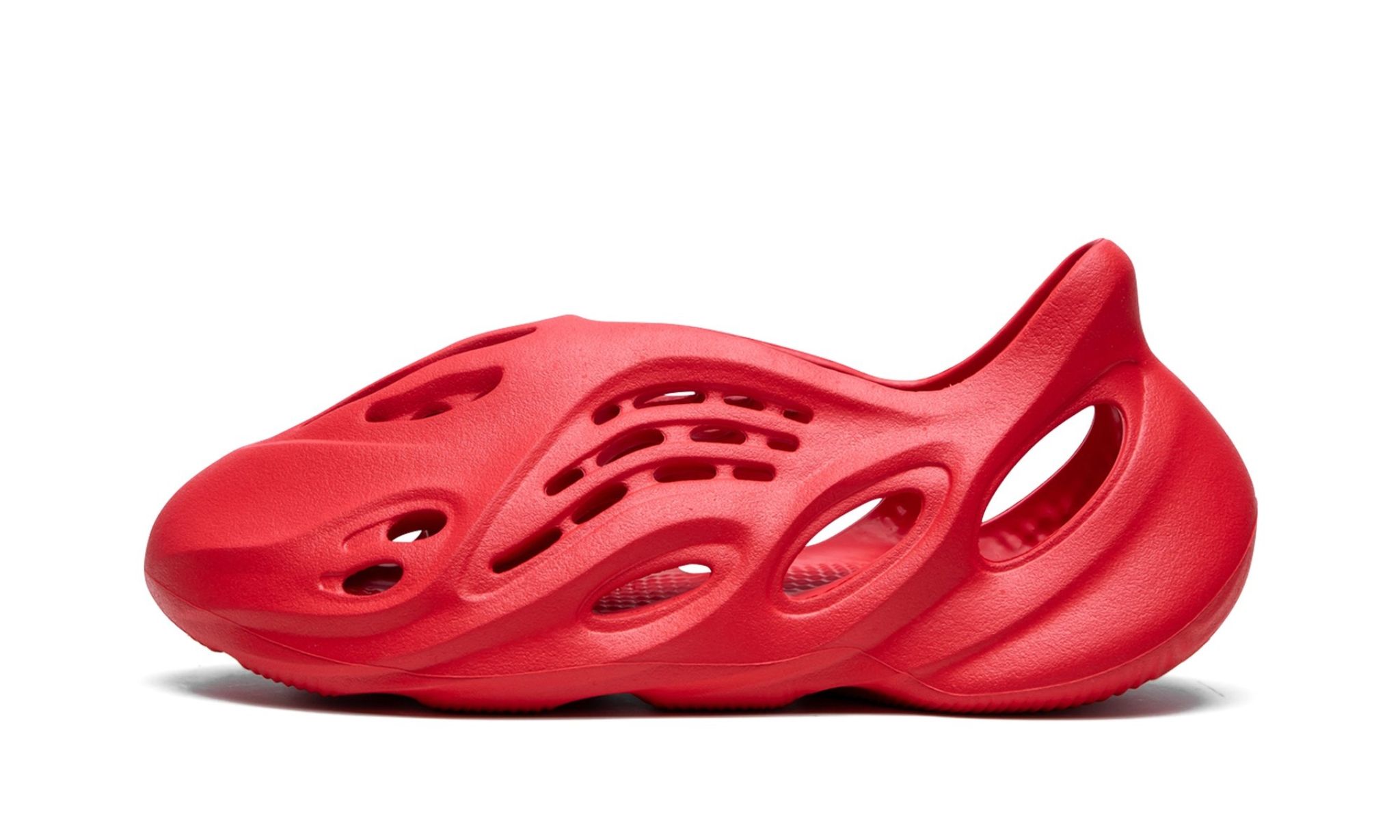 Yeezy Foam RNNR Vermillion | OVERCEZ