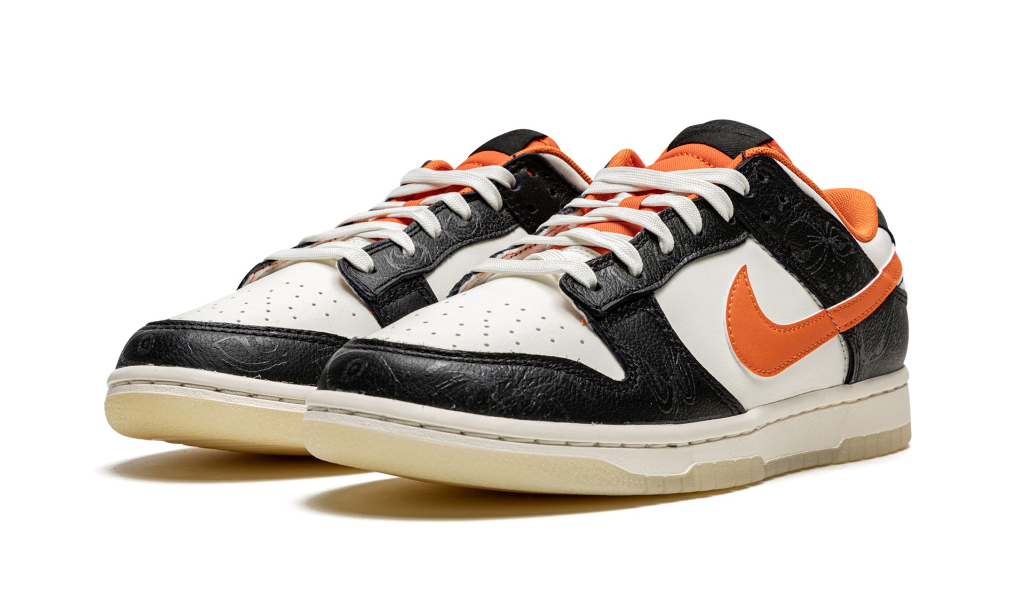 Nike Dunk Low PRM Halloween | OVERCEZ