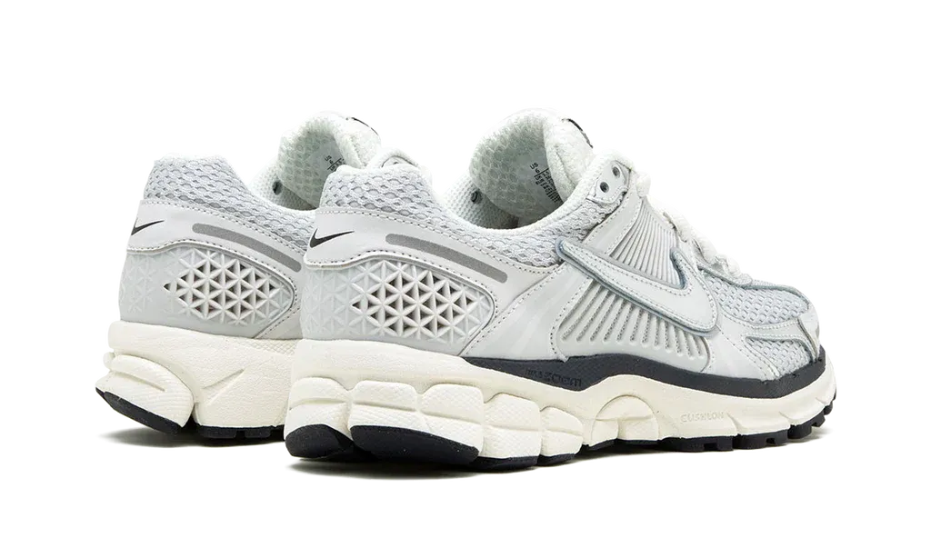 Nike Zoom Vomero 5 Photon Dust Metallic Silver (W) | OVERCEZ