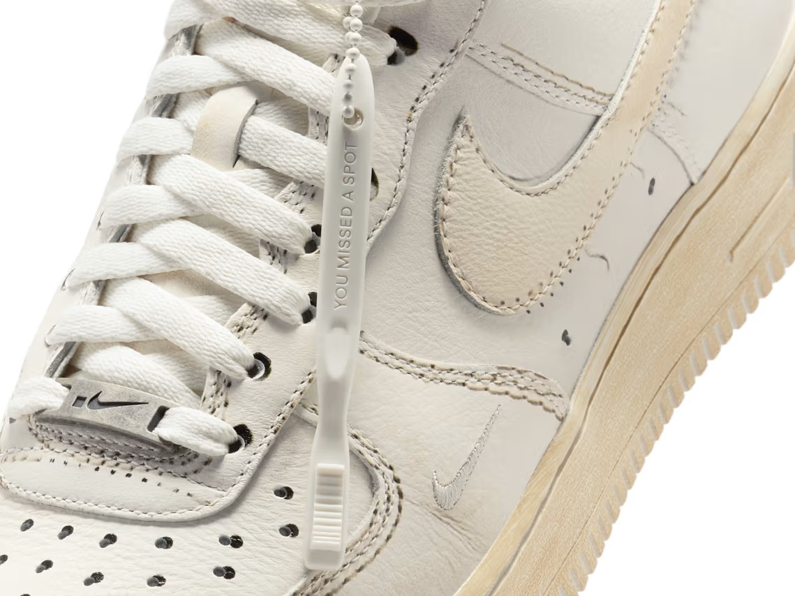 Nike Air Force 1 Low .SWOOSH Dirty Triple White | OVERCEZ