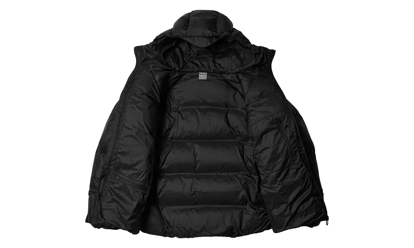 Palace x Oakley Puffa Black | OVERCEZ