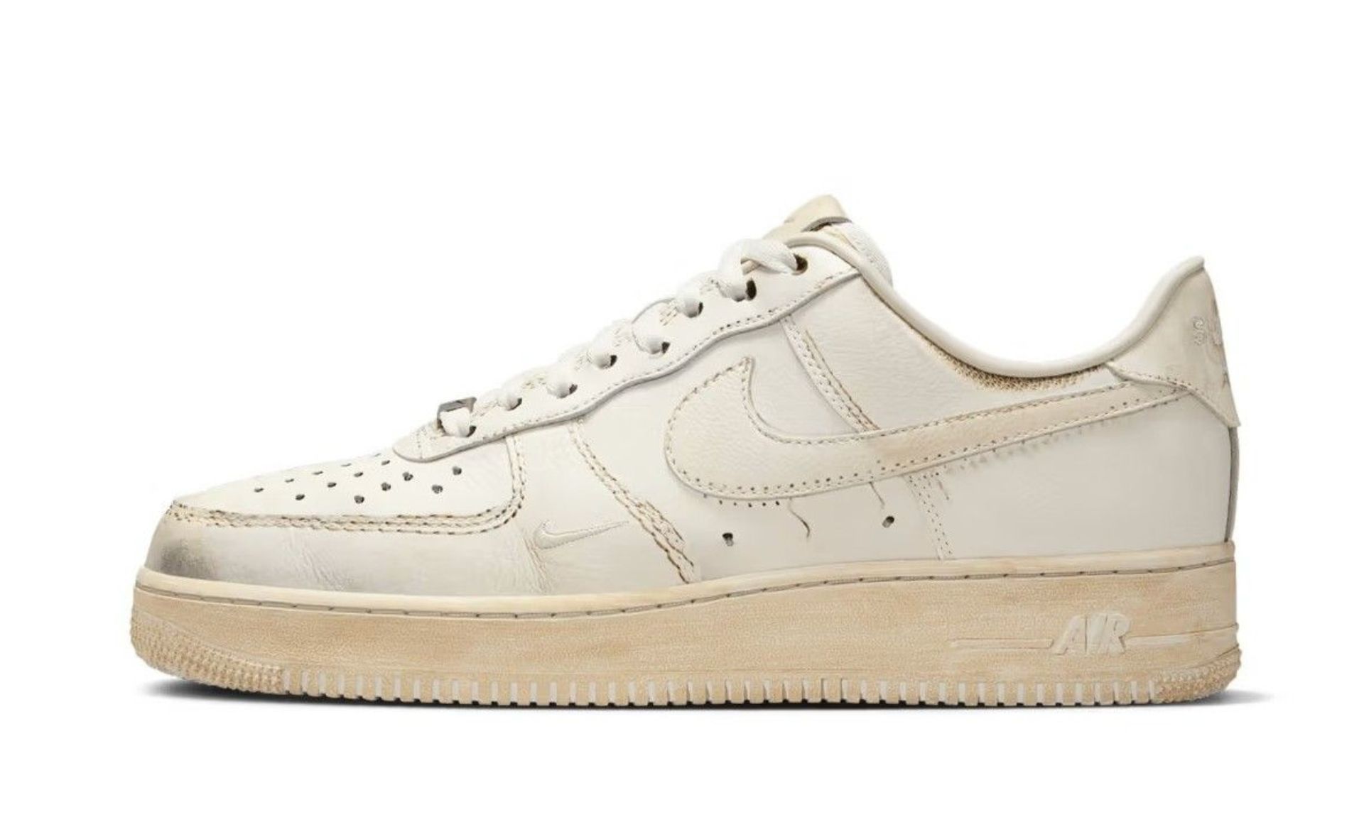 Nike Air Force 1 Low .SWOOSH Dirty Triple White