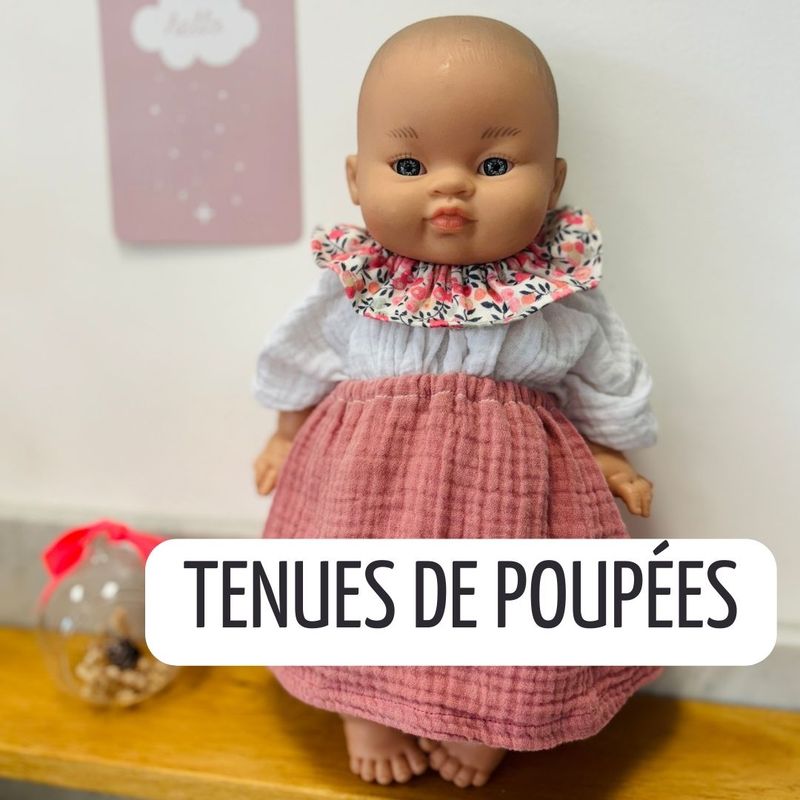 Tenues de poupées