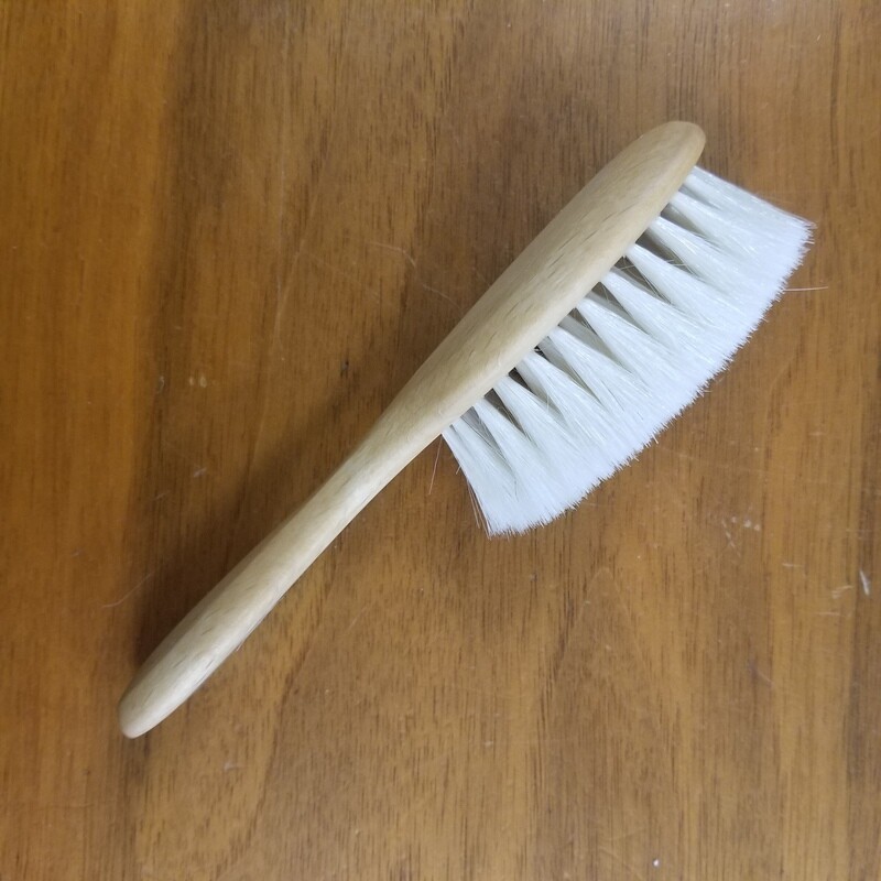 Brosse à cheveux bébé en poils de chèvre