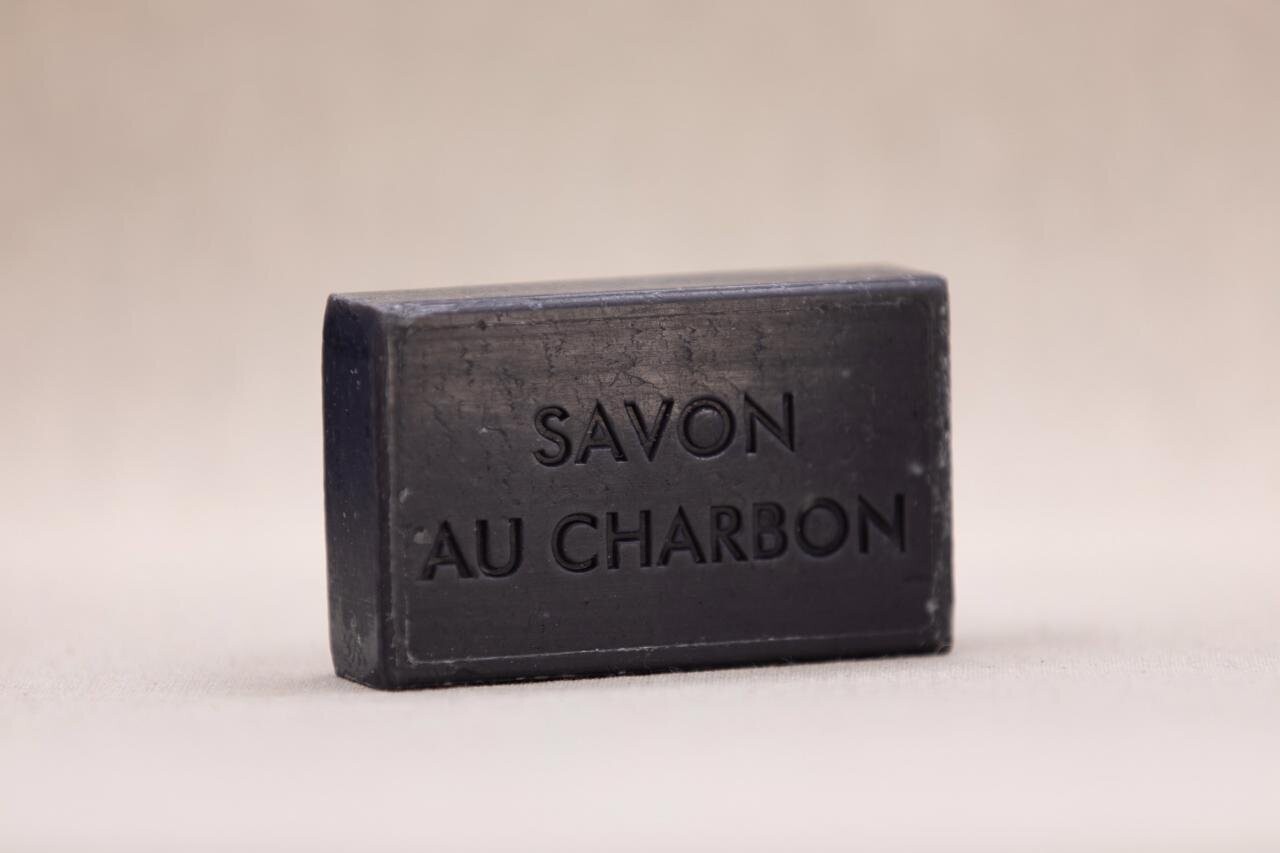 Savon au CHARBON