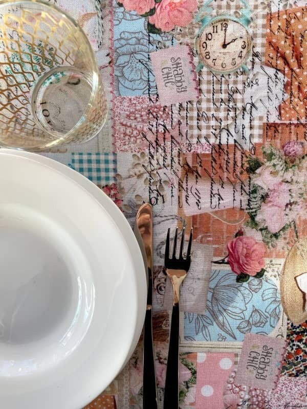 Tovaglia 100% cotone con stampa Rosa Shabby Chic Tovaglia 100% cotone con stampa Rosa Shabby Chic