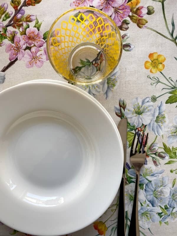 Tovaglia 100% cotone con stampa Primavera