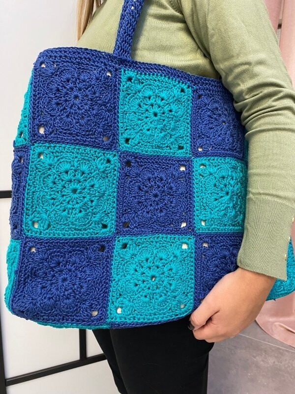 Granny Bag: Borsa artigianale all'uncinetto