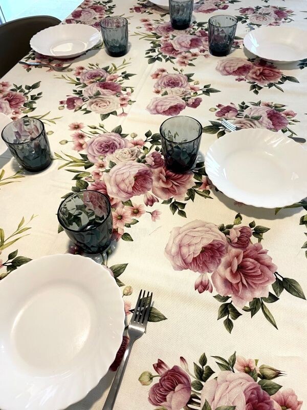 Tovaglia 100% Cotone con Rose Rosa