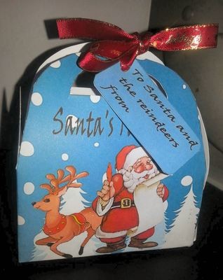 Santas Tuckbox and door hanger for his cookies and mincepies Print n Cut