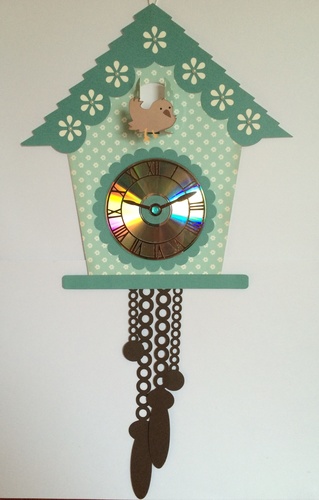 Cuckoo clock and Clock Face for CD's / 45's / LP's and 78's
