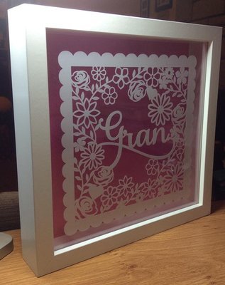 Gran decorative framed scalloped topper ideal for Mother's Day.
