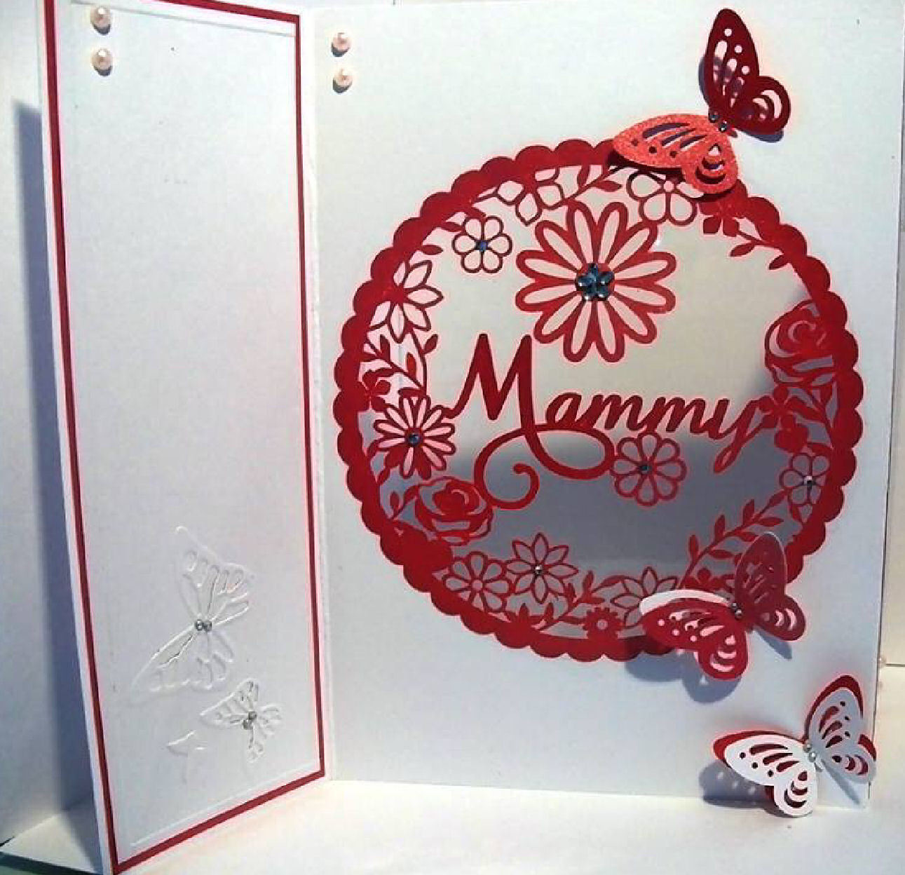 Mammy decorative round frame ideal for Mother's Day.
